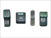 「第6次NEKOシステム」のSD携帯端末（左から、PP、プリンタ、携帯電話、カード決済端末）