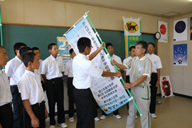 �o�w���Œn���̕���ی�ҁA���}�g�^�A�Ј�����̉������b�Z�[�W���W�߂��̂ڂ���𑡒�