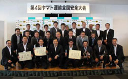 �����D�����������x��