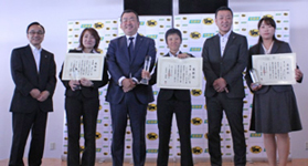 �����h���C�o�[����i2�g��MP�o���j��ʂR���\���̖͗l