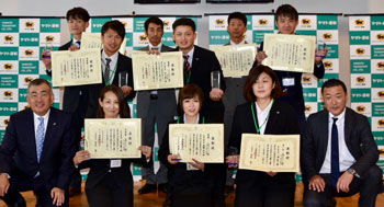 �l�\����܎҂݂̂Ȃ���